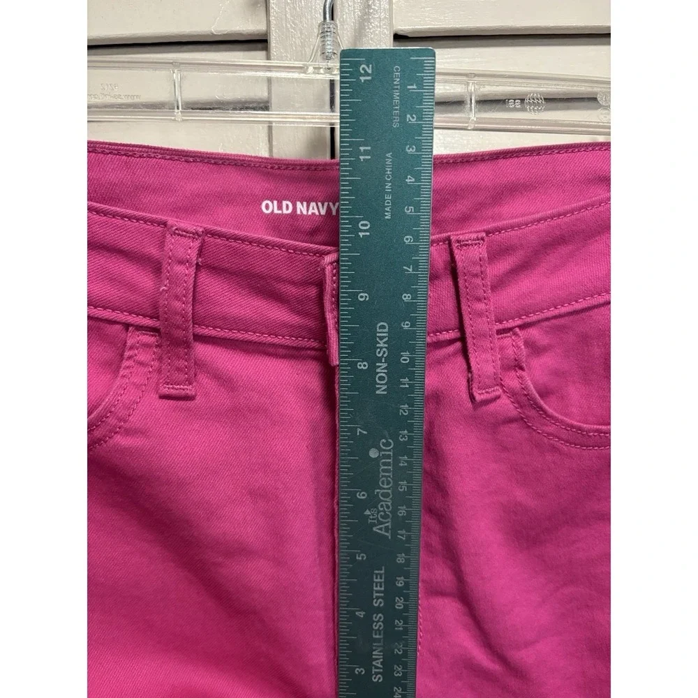 Old Navy Hot Pink Denim Short Size 6 Zip Button Mid Rise Summer Beach‎
